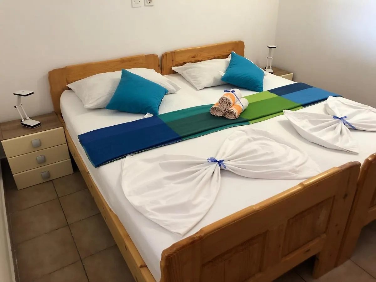 Apartments Anton Pag Town 0*,  Chorvatsko