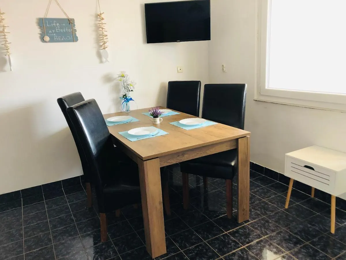 Apartments Anton Pag Town 0*,  Hırvatistan